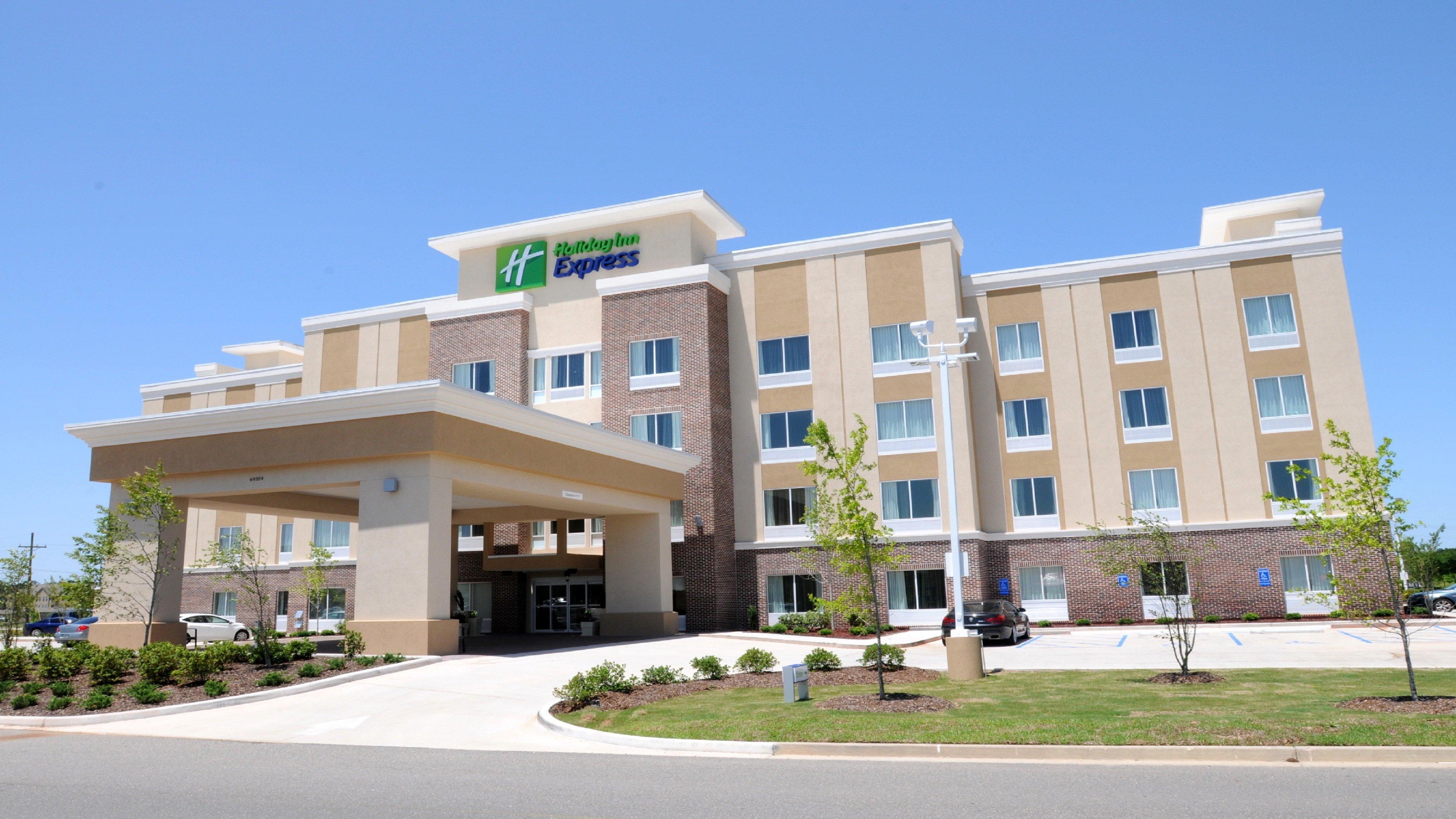 Holiday Inn Express Covington-Madisonville By Ihg Zewnętrze zdjęcie